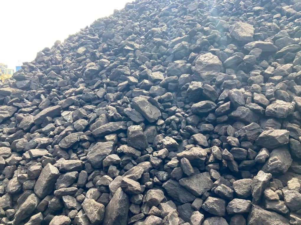 than đá tiền giang